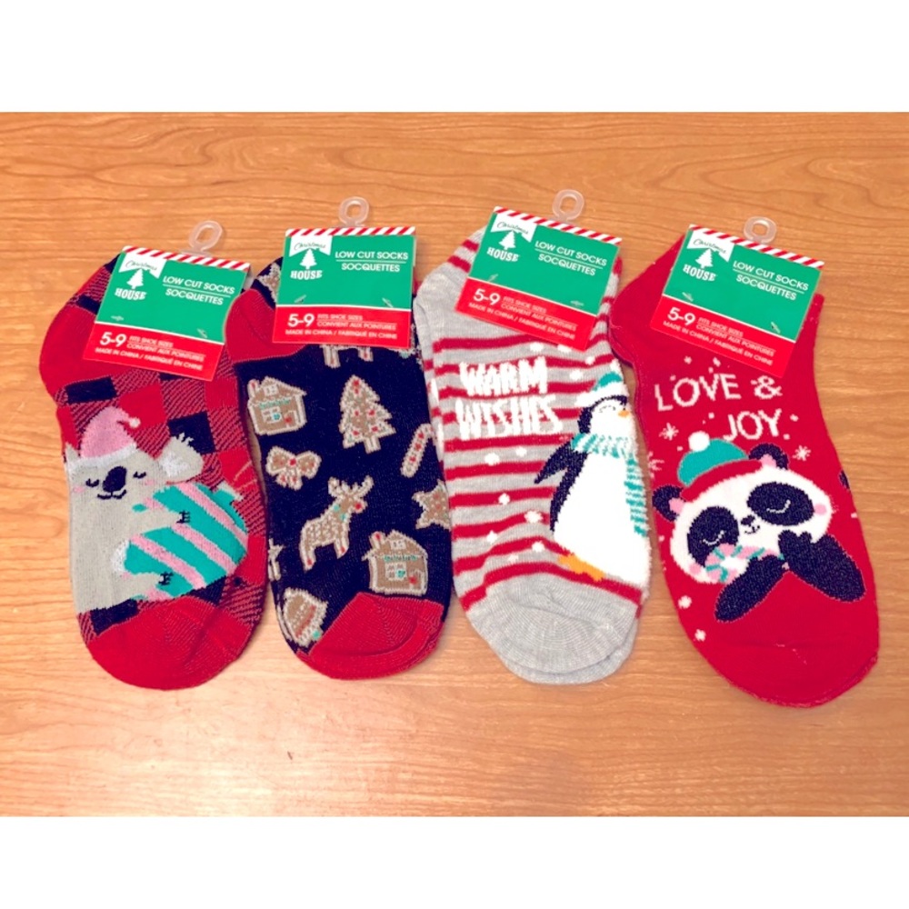 3/$15 four pairs of cute Christina’s socks women’s NWT panda cookies gift xmas